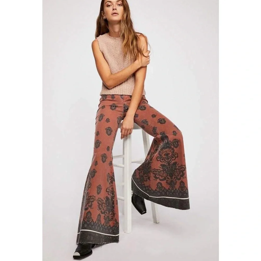 NEW RARE Free People Just Float On Printed Flare Jeans Size 25 Rust Combo - Picture 1 of 16